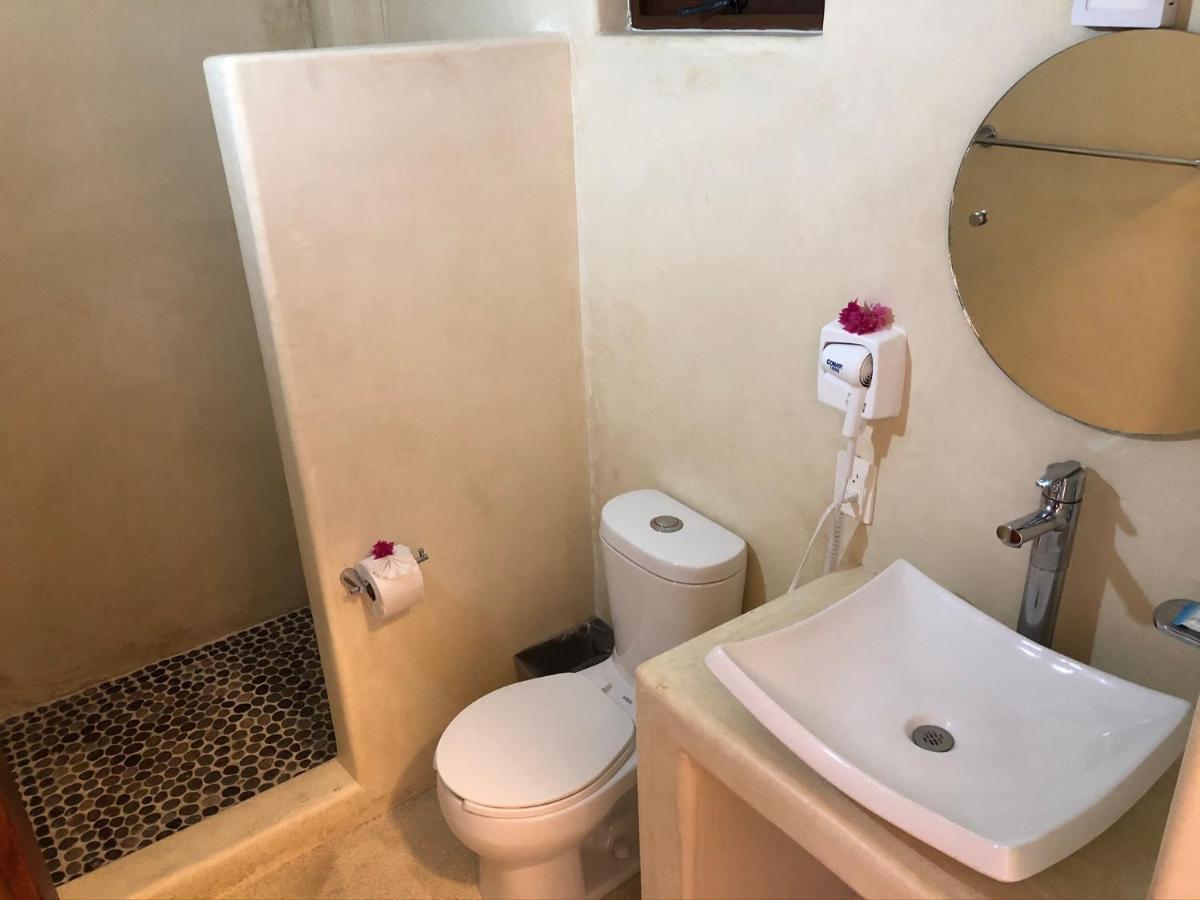 Hotel Aldea Sol Zihuatanejo Exterior foto