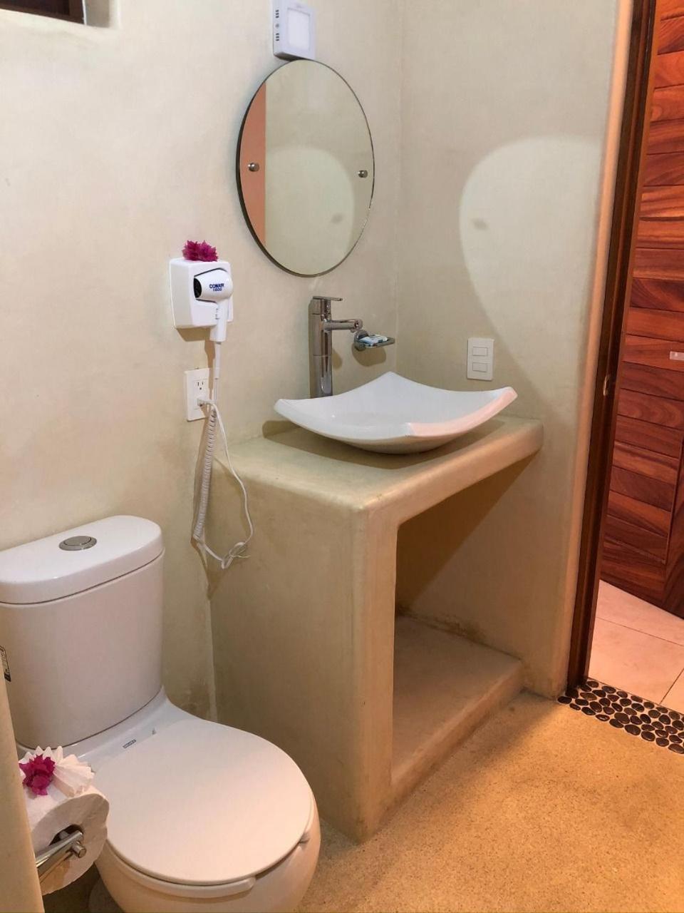 Hotel Aldea Sol Zihuatanejo Exterior foto