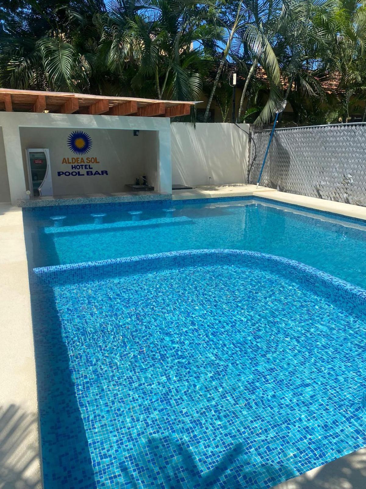 Hotel Aldea Sol Zihuatanejo Exterior foto