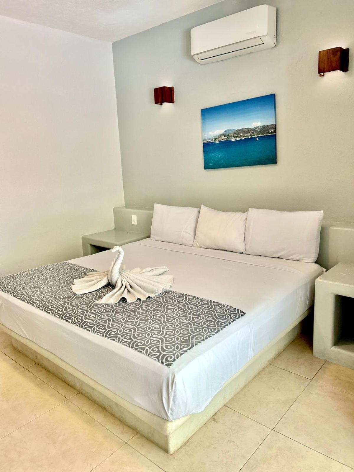 Hotel Aldea Sol Zihuatanejo Exterior foto