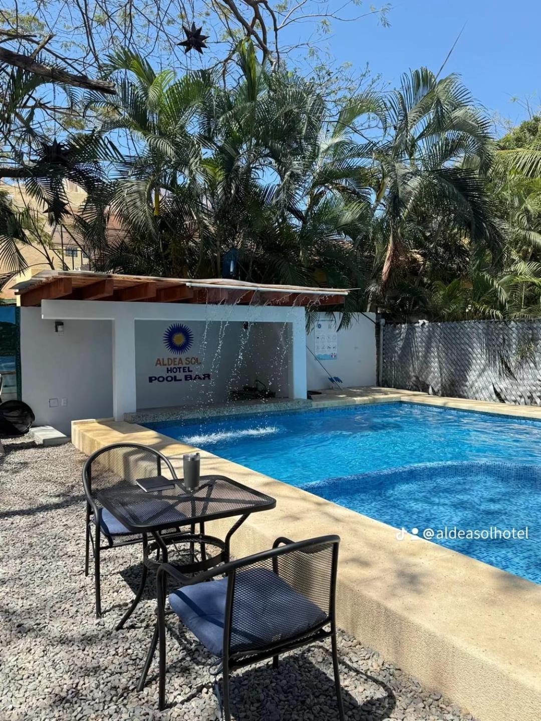 Hotel Aldea Sol Zihuatanejo Exterior foto